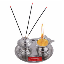 Load image into Gallery viewer, Lámpara de aceite con soporte para varillas de incienso | Diya with Agarbatti Stand | Oil Lamp with Incense Stick Holder