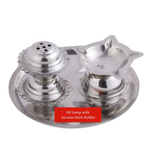 Load image into Gallery viewer, Lámpara de aceite con soporte para varillas de incienso | Diya with Agarbatti Stand | Oil Lamp with Incense Stick Holder