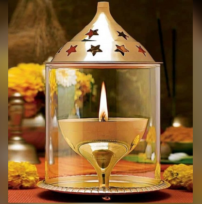Diya (lámpara) de Mesa de Latón Akhand para Pooja | Akhand Brass Diya (Small) for Pooja